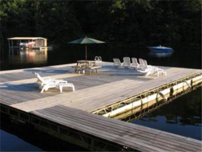 Holiday Shores Resort Osage Beach Εξωτερικό φωτογραφία